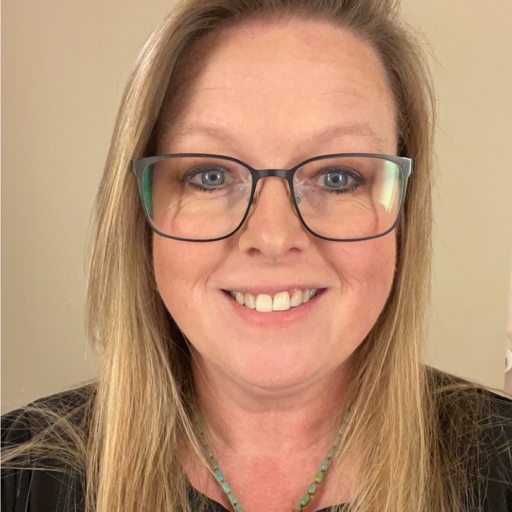 Meet your Posher, Shelly